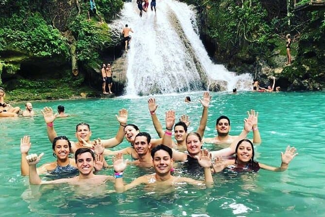 Dunn's River Falls & Blue Hole Tour
