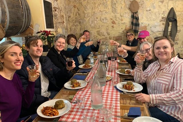 Palermo on a plate: Traditional Food & Wine tour (by Streaty)