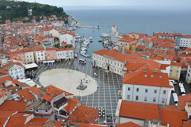 Piran Old Town Walking Tour