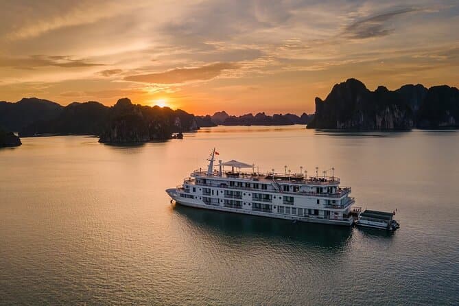Book Capella Luxury Cruise Tours