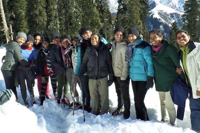 Explore the Best Kashmir Great Lakes Trek from Srinagar
