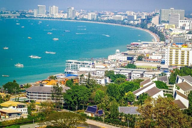 From Bangkok: Full Day Customizable Private Tour to Pattaya City