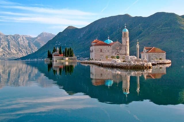 Private Full Day Montenegro Tour from Dubrovnik