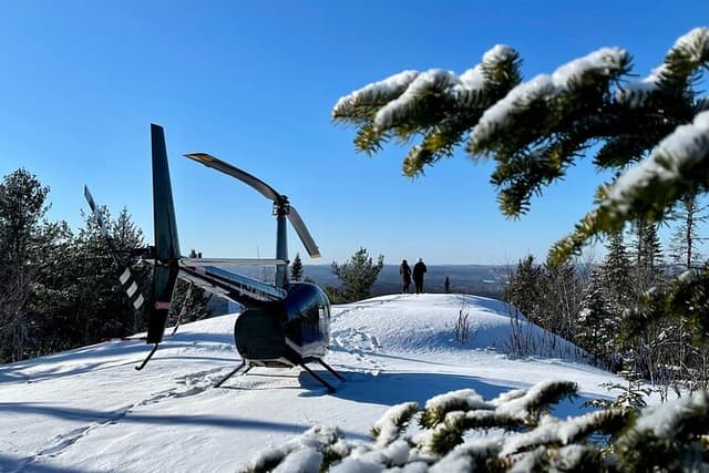 Helicopter Tour Over Mont-Tremblant 70KM ( 20 min )