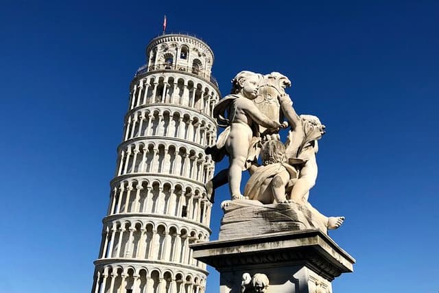 Florence & Pisa bus tour from La Spezia