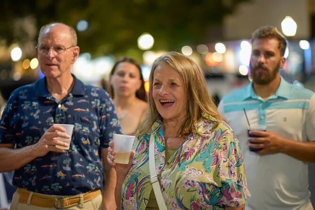 Pub Crawl: New Orleans Happy Hour Ghost Walking Tour