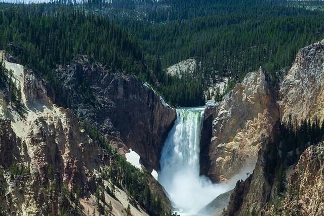 Best Of Yellowstone Full Day Nat'l Park Tour From Bozeman