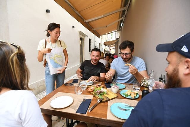 Zadar Food Tour: Local Dishes & City Stories