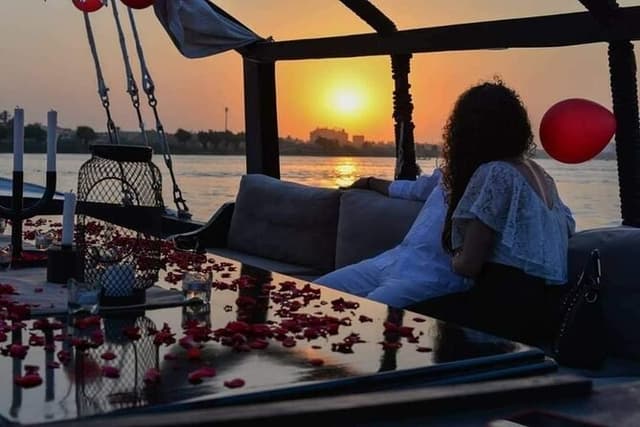 Luxury Felucca on the Nile with Lunch