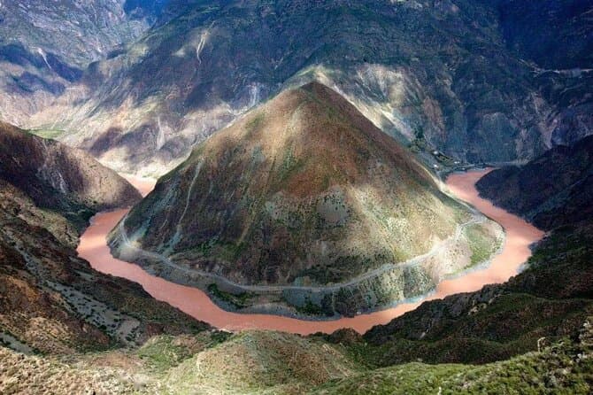 Best Yunnan Highlights Tour: Explore Lijiang's Wonders