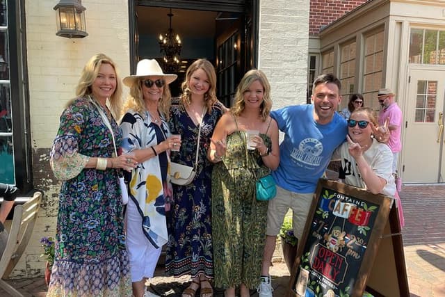 Southern Comfort Food & History Tour of Old Town Alexandria