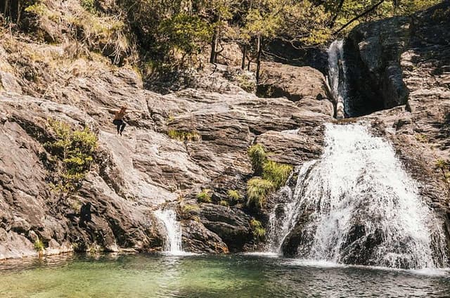 Private Secret Waterfall Hiking with Dinner