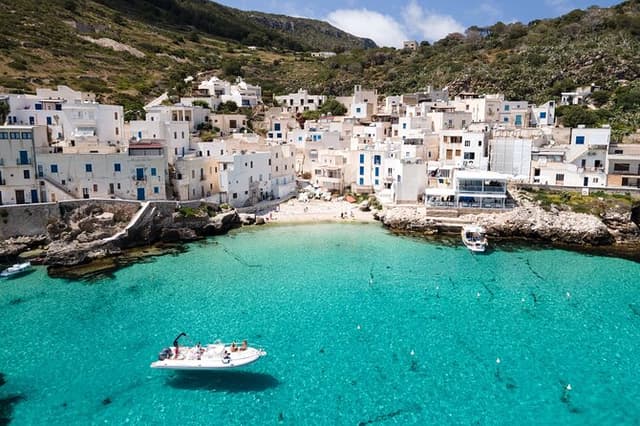 Favignana and Levanzo, Egadi islands tour by boat from Trapani