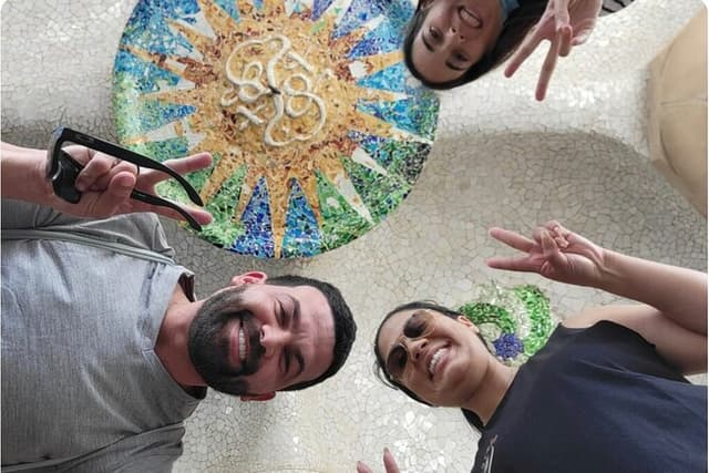 Barcelona City Tour: Gothic Pedrera, Sagrada Familia & Park Güell