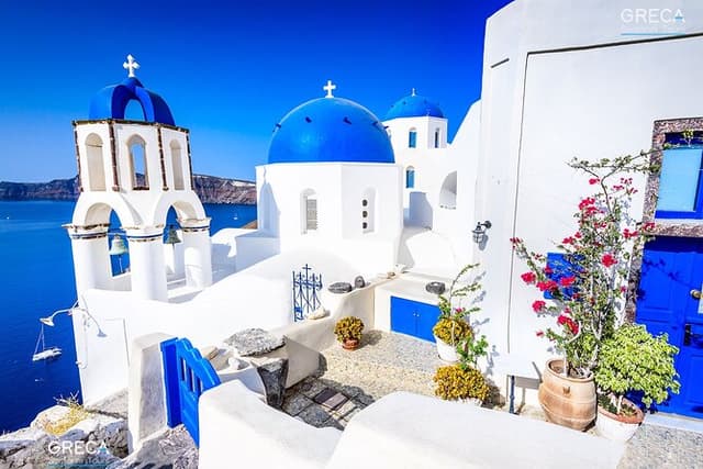 Santorini Private Full-Day Tour with wine Tasting Included