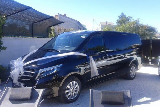 Compare Best Pula Airport Rides