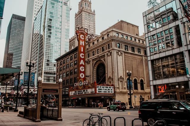 Chicago Crime, Mobsters & Ghosts Walking Tour