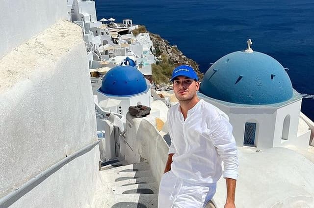 Santorini: Caldera Trail Guided Hike