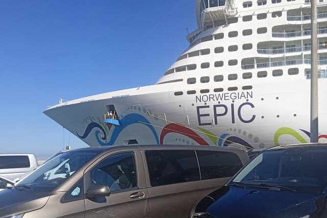Civitavecchia Shore Excursion Rome Private Van up to 8 of you