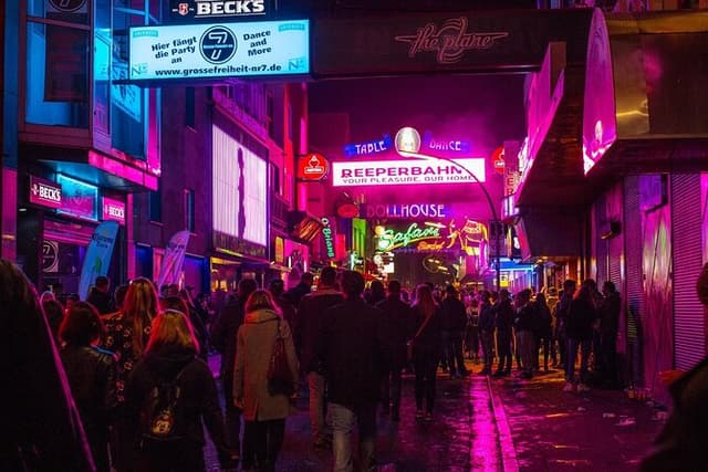 Reeperbahn – Lust & Laster und ne Menge Zaster
