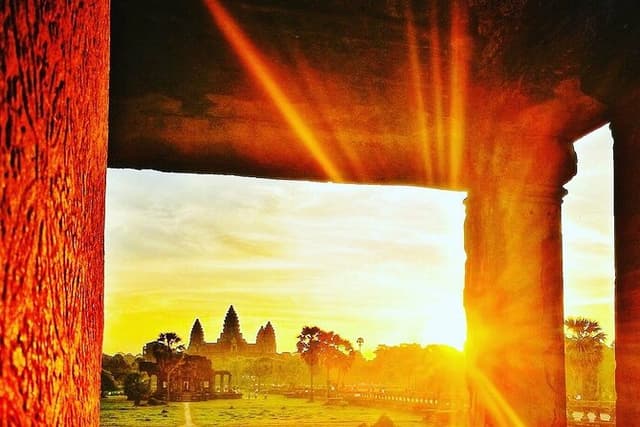 1-Day Angkor Wat Sunrise Tour & Temple Exploration | Cambodia