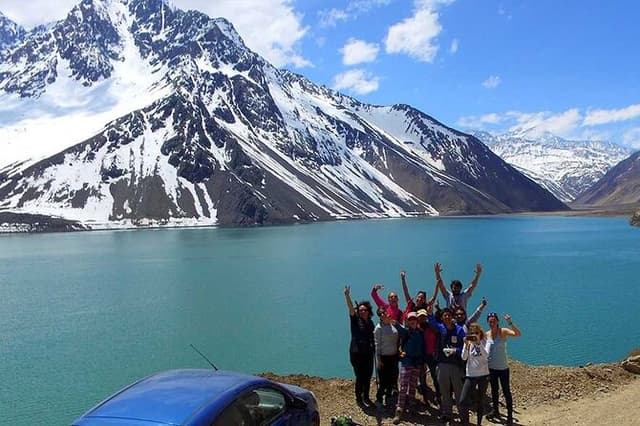 Private El Yeso Reservoir Trekking Experience