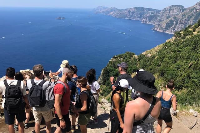 Private tour to the Path of the Gods with Gennaro