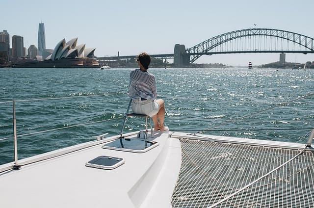 Luxury Boat and Car Tour Around Sydney