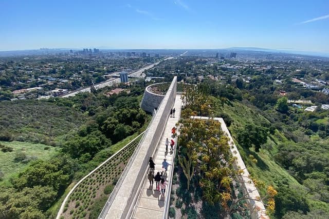 Private Getty Center to Griffith Observatory Guided Tour