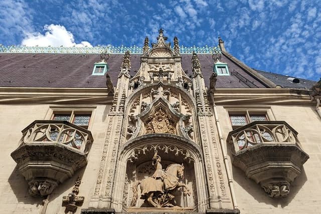 Guided tour of the Historic Center of Nancy