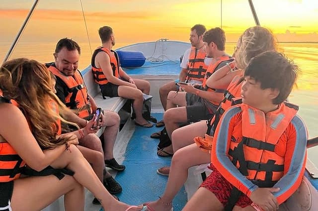 3 islands tour Holbox (Yalahau, Punta Mosquitos, Isla Pasión and more)