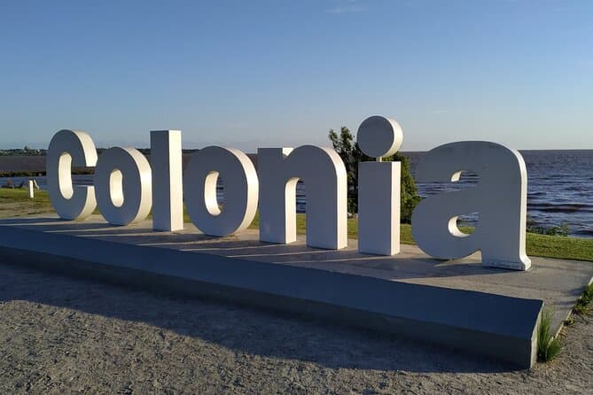 Explore Historic Colonia Day Tour