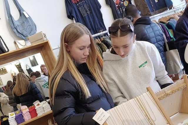 Private Teen + Young Adult Second-Hand Shopping in New York City