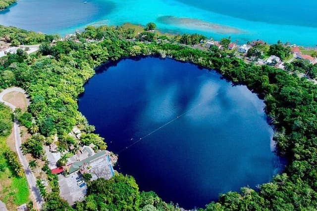 Visit Bacalar full day with boat from Merida