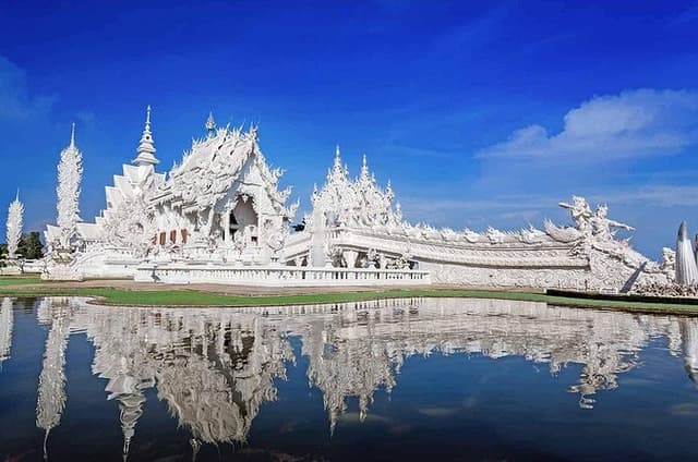 Ancient City Tour from Chiang Rai with Golden Triangle