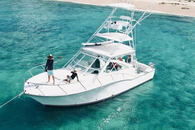 Private Luxury 36' Yacht from Fajardo to Icacos or Palomino