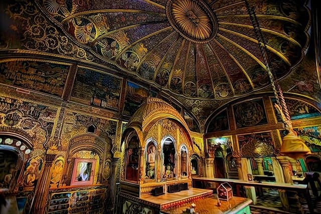 Discover India's Heart with Curated Delhi Private Tour
