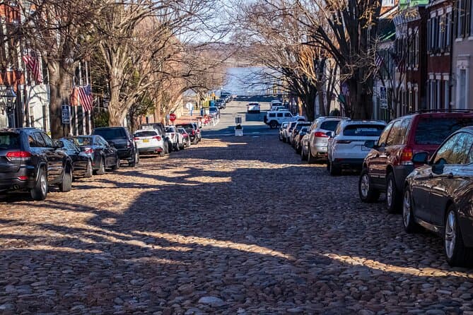 Explore Historic Wonders: Old Town Alexandria Tour Guide