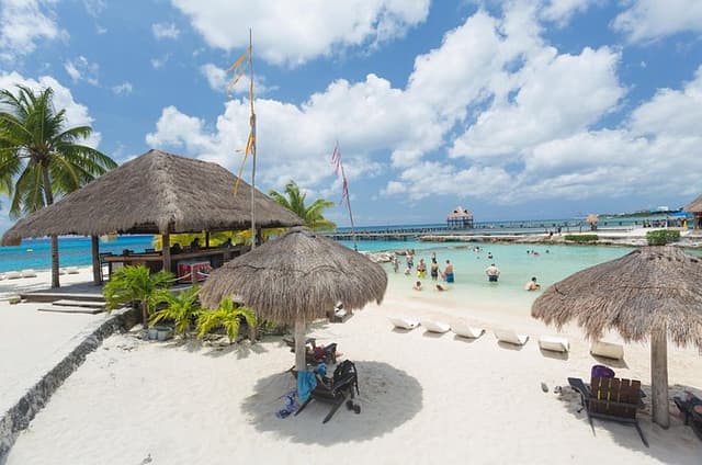 Official Chankanaab Park Admission and Snorkeling with Lunch