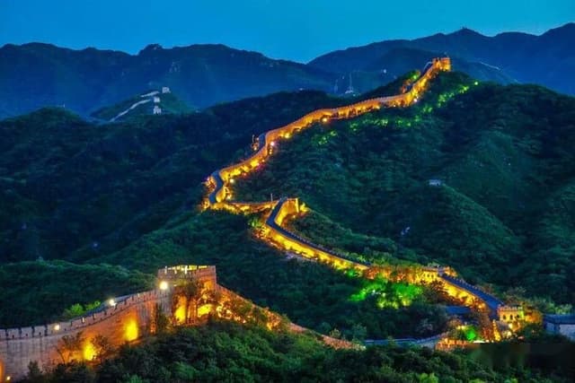 Badaling Great Wall Night Tour with English Speaking Driver