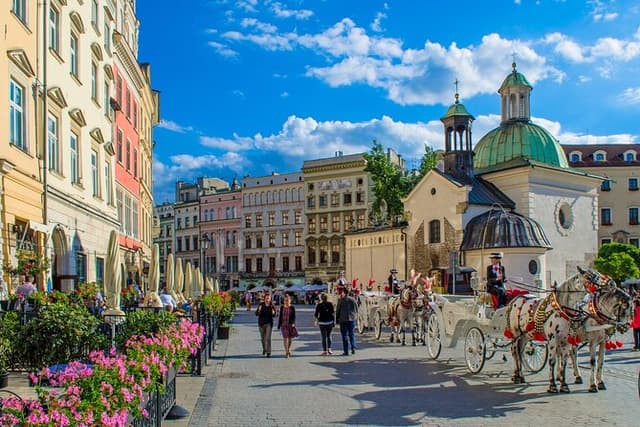 Krakow Old Town & Wawel Castle Guided Tour