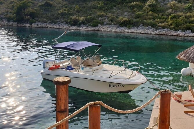 Unforgettable Pakleni Islands Sailing Tours in Hvar