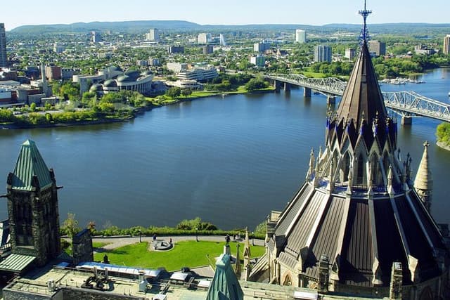 Ottawa Best Private Custom Walking Tour