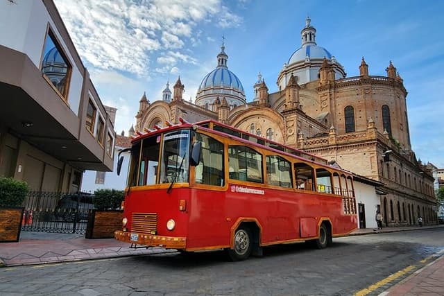 Private Tour Party in the Chiva Fiestera by Cuenca
