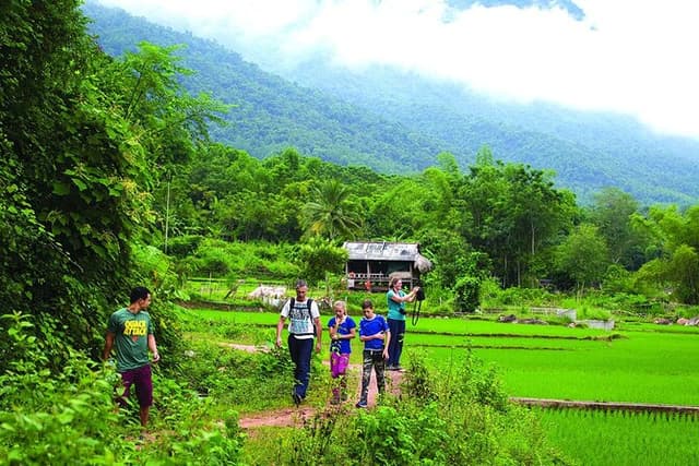 Luxury Mai Chau Day Tour from Hanoi