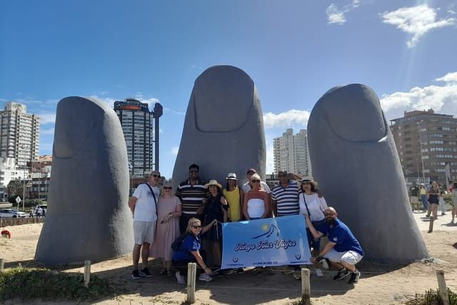 Private tour of Montevideo to P del Este with TANGO TOUR