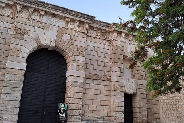 Private Guided Tour-Heraklion Highlights & Historical Places