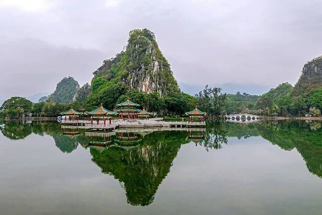 Seven Star Crags Karst Cave Mirror Lake Bird Islands Private Tour