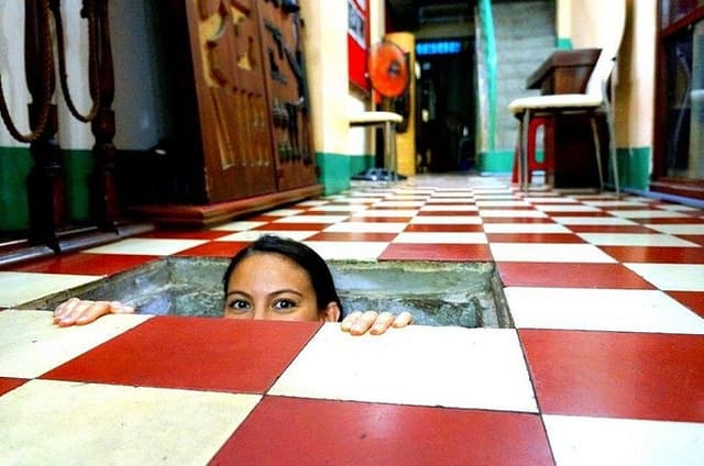 The Hidden Gems & Insightful Stories of Saigon Walking Tour 
