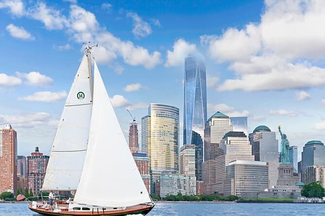 1 Hour Private Charter in New York Harbor for up to 6 people